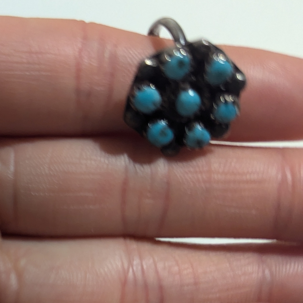 Handmade turquoise ring - Picture 2 of 4